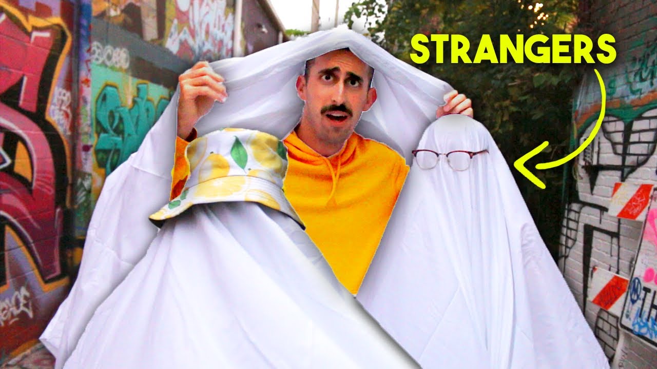 Asking Strangers to Model for a Halloween Photoshoot