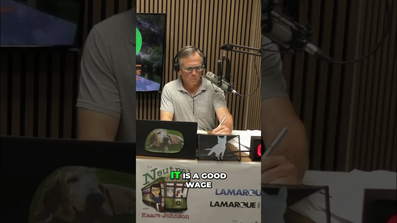 Louisiana Crawfish vs. China: Taste the Superior Difference! #shorts