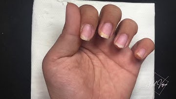 Tutorial on how to apply pressons 💅🏻with adhesive tabs💕