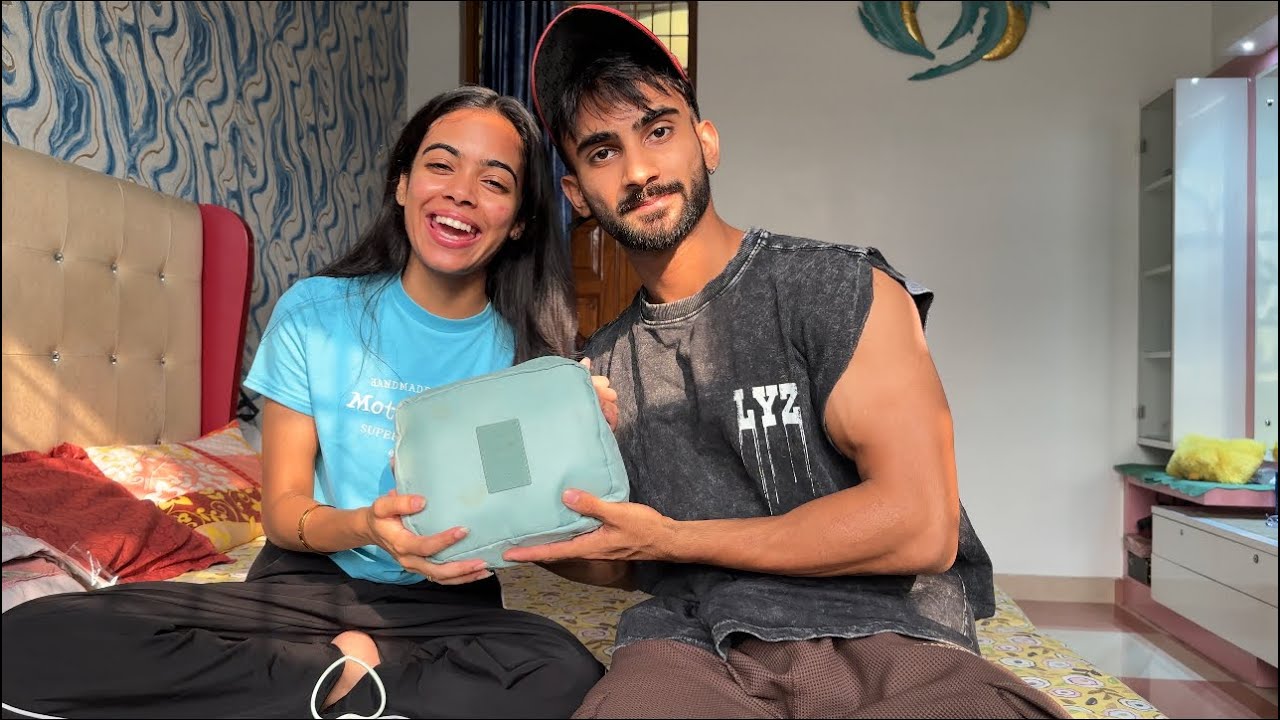 Doing my sister’s makeup💄😂||mummy or Tanya ka liya reaction😂