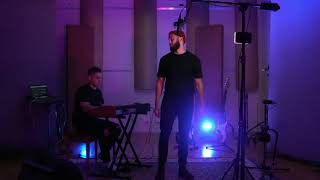 Zac Taylor - Budapest