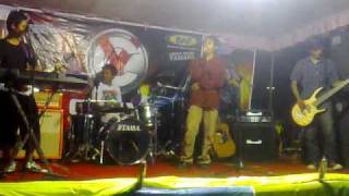 Download Lagu Fallin' in love (J-rocks) cover by FlaSh Band MP3