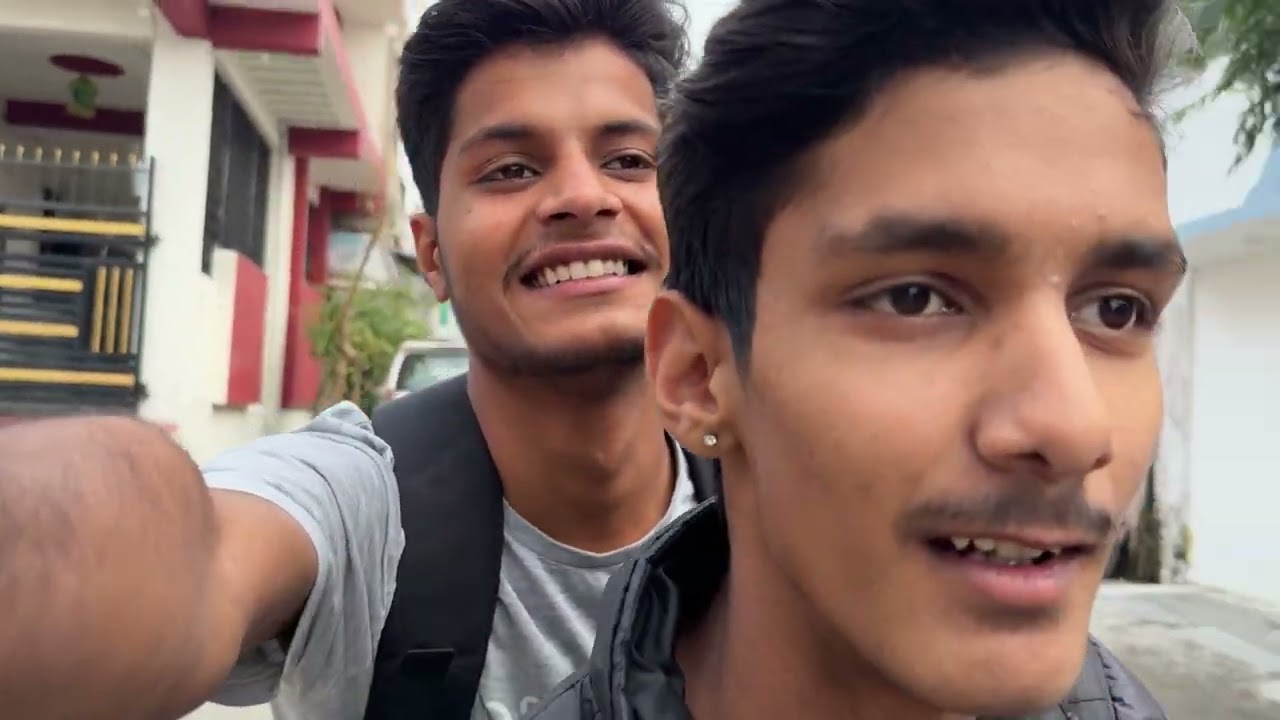 Petrol kaha dalwata hai ye😧