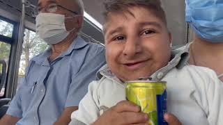 Burak Rei̇s Otobüs Yolcuğunda Herkesi̇ Gülme Kri̇zi̇ne Soktu