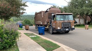 Autocar ACX Heil Python Garbage Truck