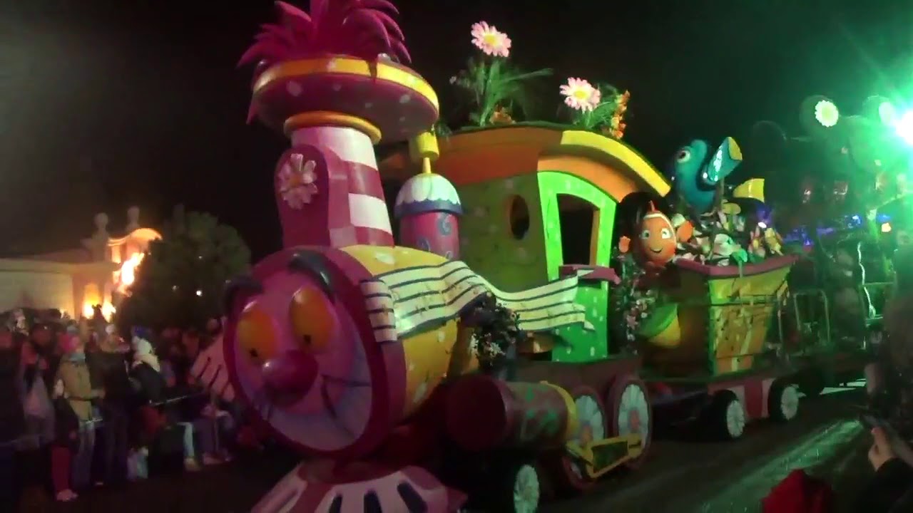 Oh, the places we will go!: london new year's day parade 2016 New Year's Eve Parade! (Day 3 pt 3)! December 31st 2017 at DLP! - YouTube