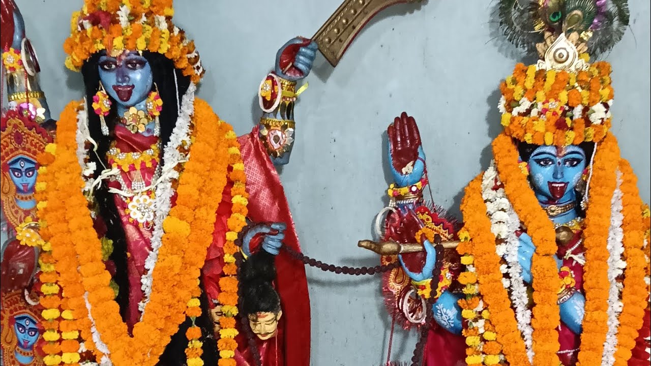 জাগ্রত মন্দির রাখা এত সোজা কথা নয় অনেকে অনেক বড় বড় কথা বলেন কিন্তু ভক্তি টা কোথা থেকে আসে