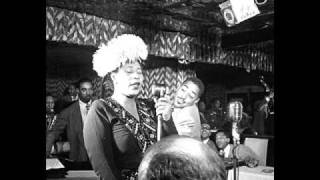 Video thumbnail of "Ella Fitzgerald - Summertime (Live In Berlin)"