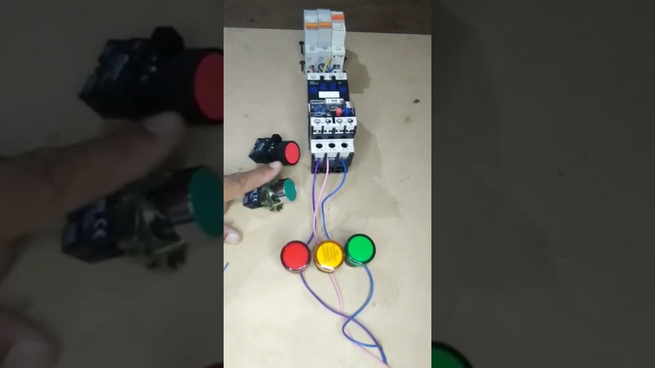 دورة التحكم الالى   الدرس الاول   تشغيل و ايقاف الموتور من مكان واحد   كورس كنترول