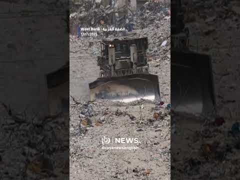 “Israeli” forces demolish homes in Tulkarem camp