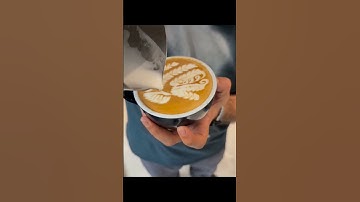 Dragon Face 🐉Latte art #baristalatteart #coffeeart #espressoyourself #shorts #shortvideo