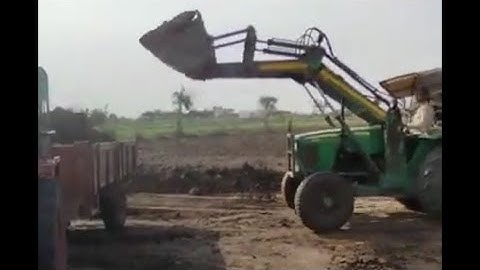 Loading and unloading trolley clay bucket loader