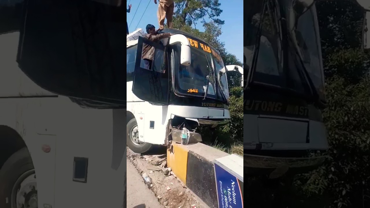 today accident in murree 🥺😭😭