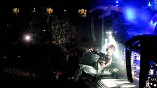 Take That - Giant Robot Lying Down - Wembley 05/07/11.avi