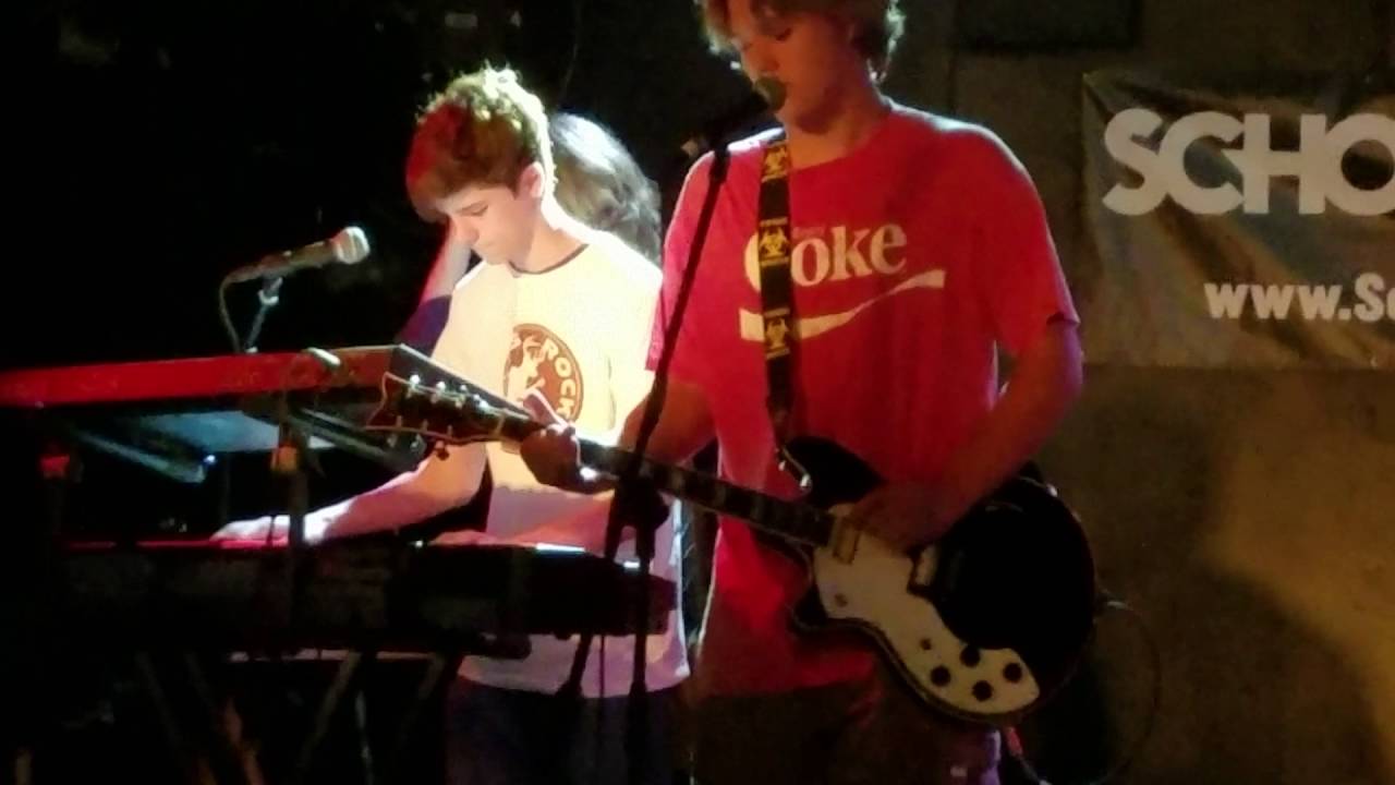 Colin, Will and Jason play 