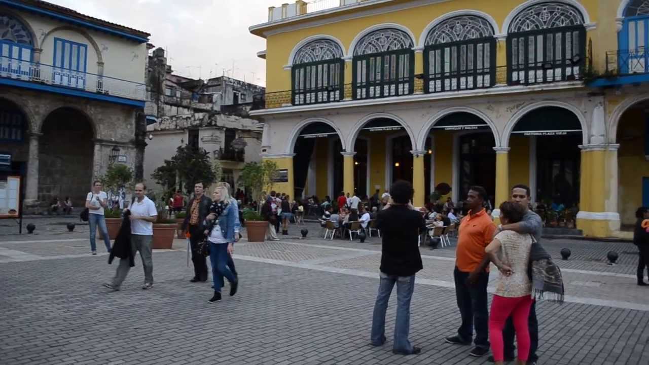 Plaza Vieja, La Habana. Vista Panorámica (Panoramic View). - YouTube
