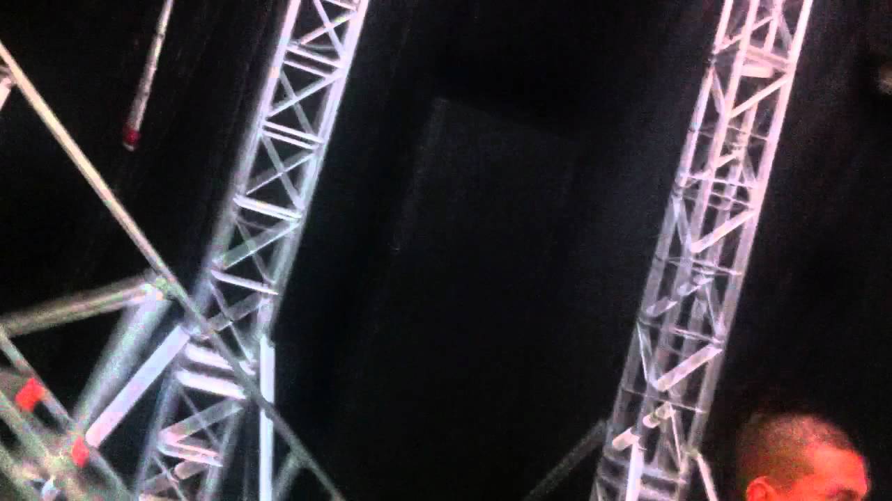 Fin del Dj Set y Saludo a Tom Rowlands y Ed Simons de The Chemical Brothers