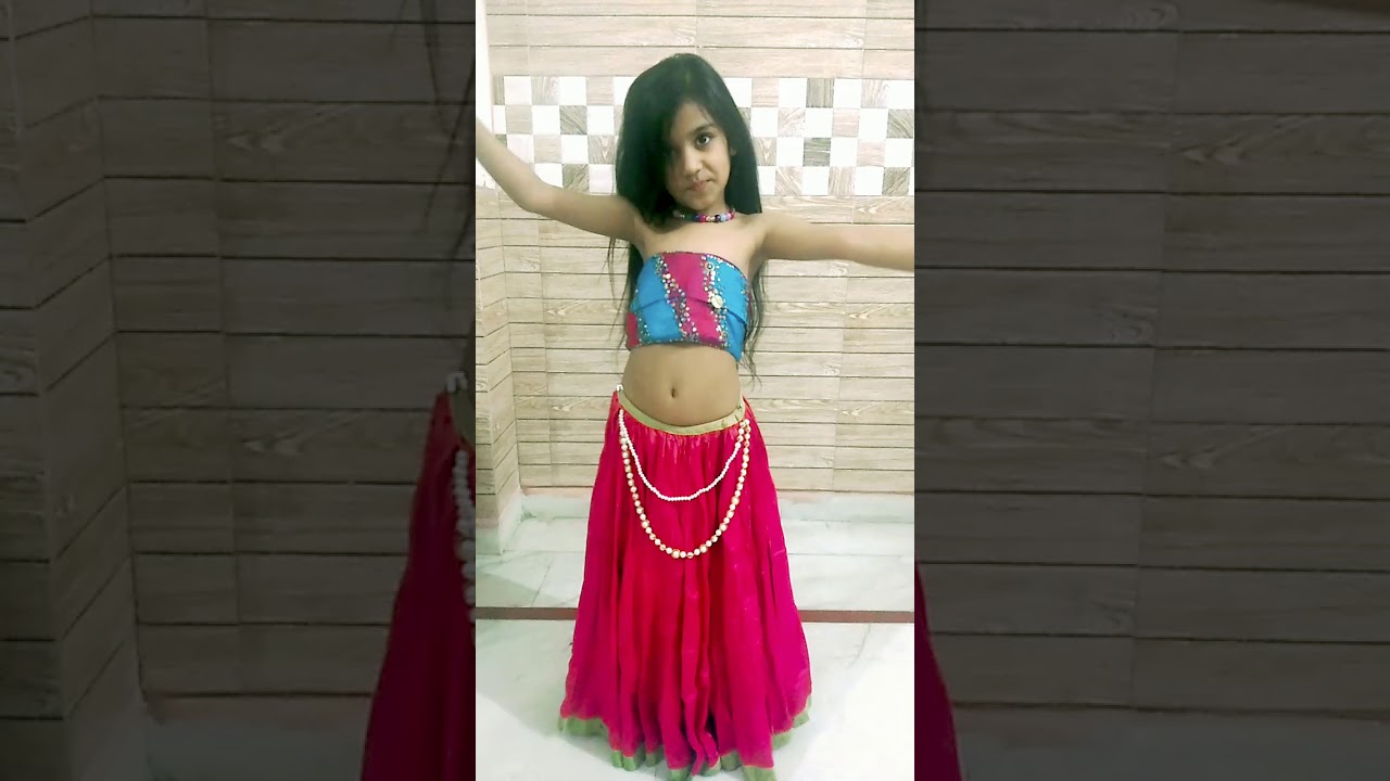 Belly dance by little girl aaradhya. YouTube