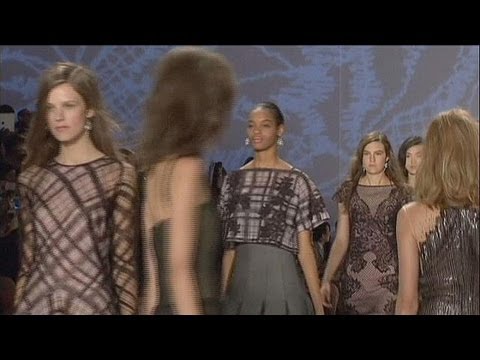 meztelen modellek a kifutón legjobb leszbikus pornó DVD-k