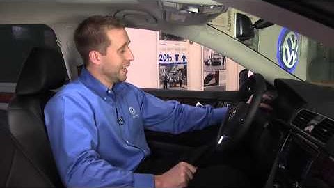 Setting the Clock | Knowing Your VW