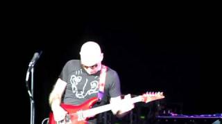 Joe Satriani - I just wanna rock, Montreal 08