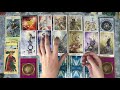 Le duele sentirte lejos ? Te extraña ? Lectura espejo infinita Tarot interactivo del amor hoy