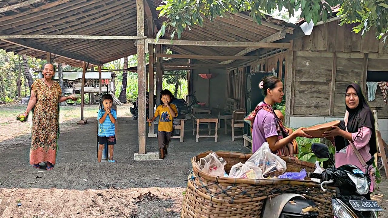Seperti Tidak Ada Beban‼️Kehidupan Di Desa Terpencil Tengah Hutan,Menjalani Hari-Hari Dengan Santai