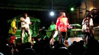Blaxx Tusty and getting on bad