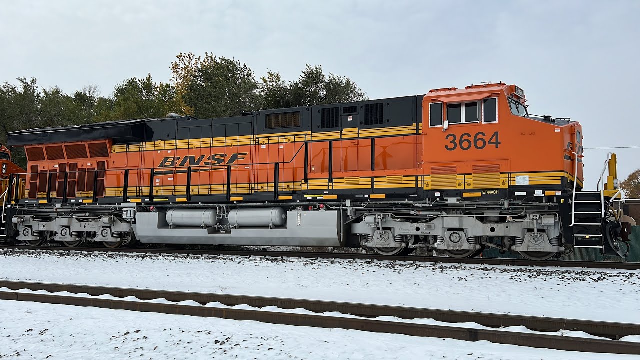 Brand New BNSF ET44ACH Locomotives Idling in the Snow