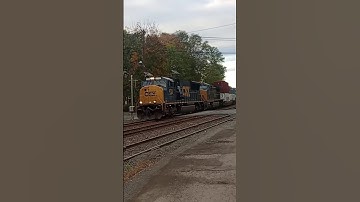 CSX SD70MAC Flared & CM44AC