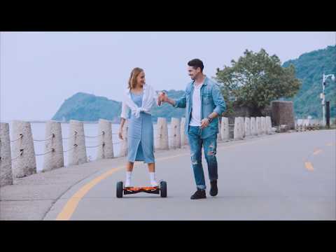 8.5"-lamborghini-hoverboard-with-bluetooth-speaker-&-app-enabled-8.5"-lambo-hoverboard