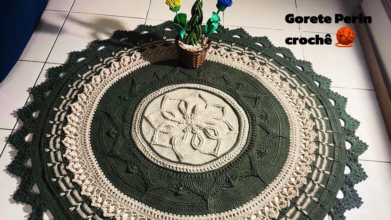 Tapete de crochê FÊNIX #1.                            1 metro e 60 de diâmetro ❤️