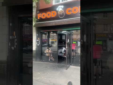 Foodcoma Stepney review cramped dirty bland food Box 1 scores 2/10 Avoid if you care