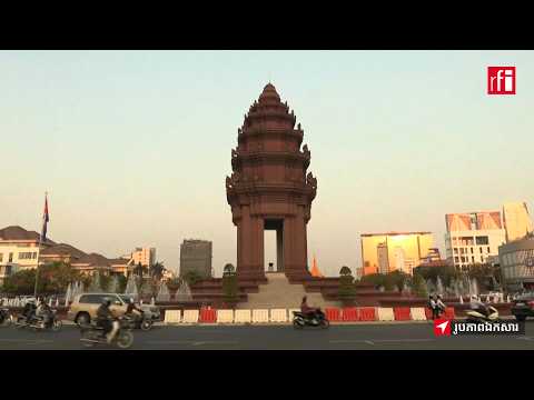 តើអនុសាសន៍របស់ស្ថាប័នហិរញ្ញវត្ថុអន្តរជាតិសំខាន់យ៉ាងណាចំពោះការពង្រឹងសេដ្ឋកិច្ចកម្ពុជា?
