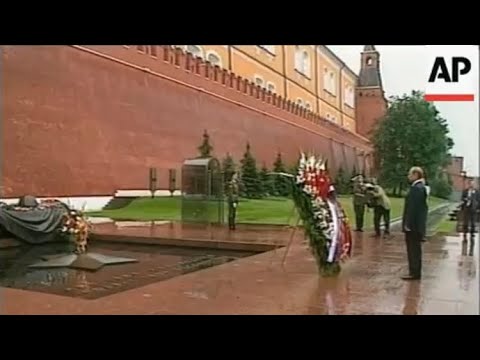 Russian Federation | Anthem At Laying Wreath Ceremony Of An Unknown Soldier | 22 June 2001