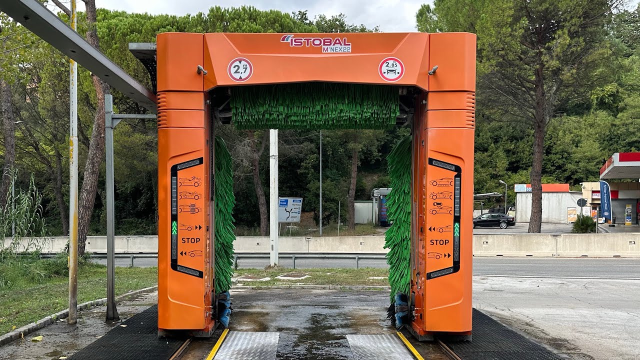 ORANGE Istobal M’NEX22 With INFINITE Mousse