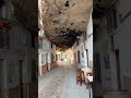 You won’t believe this village was built inside rock😳🇪🇸