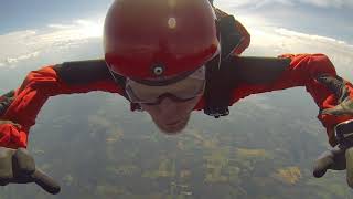 Mike's first steps of skydiving