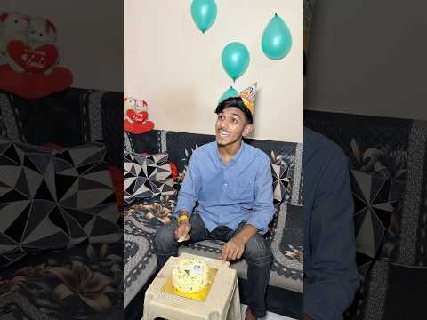 Birthday party 🎂😍 #comedy #funny #viralshort #family #bachpan #childhood #shorts