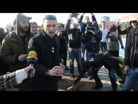 \"ჩემი რეპრესია შენი რეგრესია\"