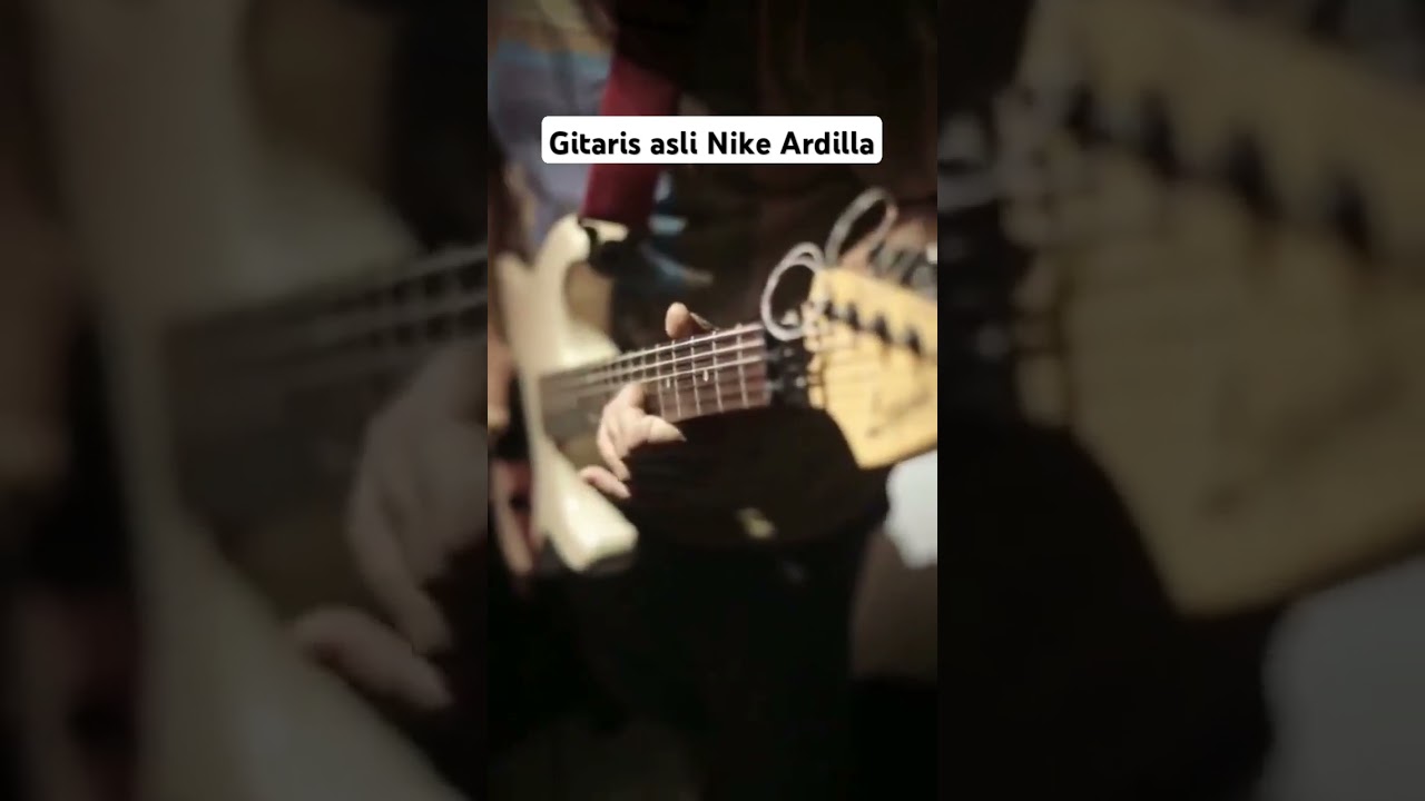 Gitaris asli Nike Ardilla asal Malaysia