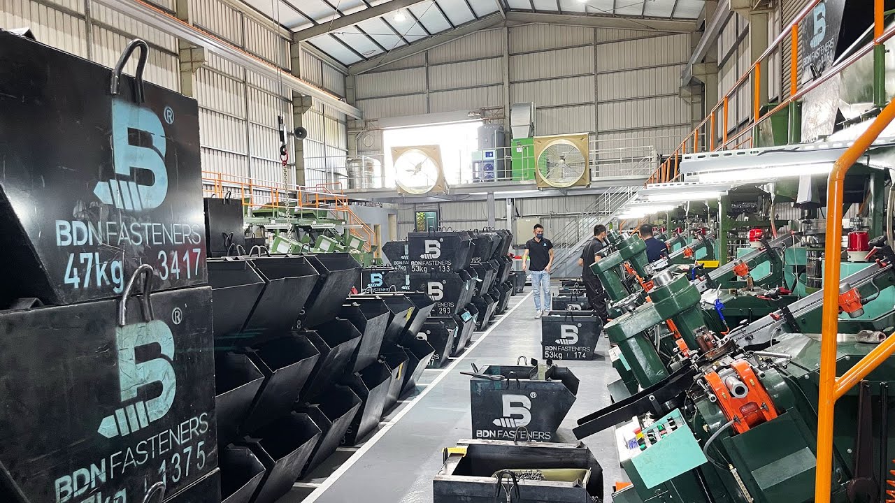 BDN How is a screw made? Pinch Pointing, Threading Manufacturing