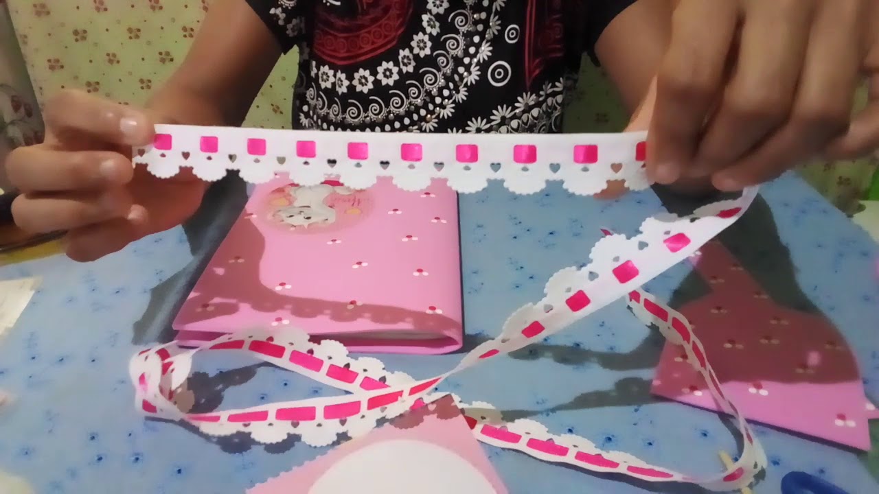 💟LINDA CAPINHA PRA CARTÃO DE VACINA FEITO COM EVA E ADESIVOS DE FESTAS🤗(PASSO A PASSO)