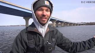 Pre Spawn Fox River Walleye Fishing! GARMIN LIVESCOPE - Top Fishing Videos