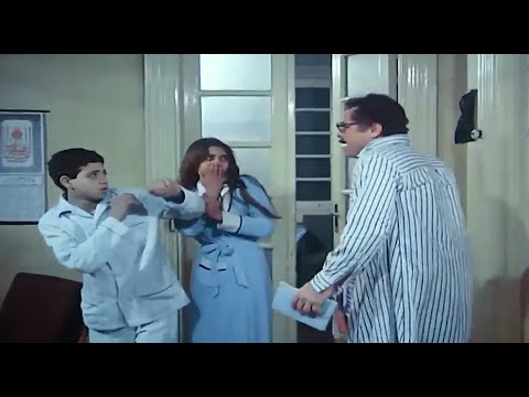 خليل بعد التعديل خليل اتخانق مع بنته عشان شاف معاها كتاب أسمه الحب والحرمان 