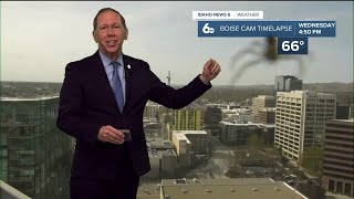 Spider photobombs Idaho News 6 weather forecast