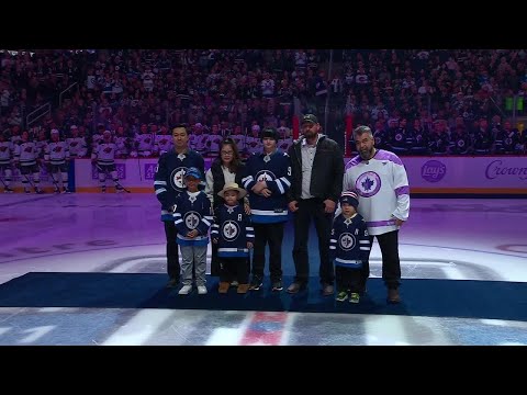 Winnipeg Jets honour 2025 Hockey Fights Cancer ambassadors