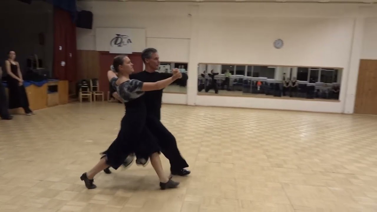 TK Sinilind arhiivmaterjalidest / 2012 jaanuar