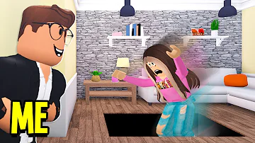 I Opened A FAKE Apartment To Trap My Girlfriend! (Roblox Bloxburg)