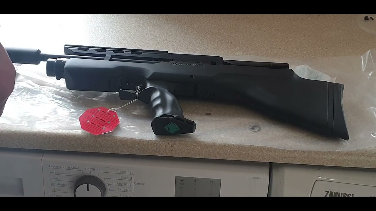 The (Almost) OAP's Guide To: The Weirhrauch HW100 BullPup Carbine. Unboxing & First Impressions.